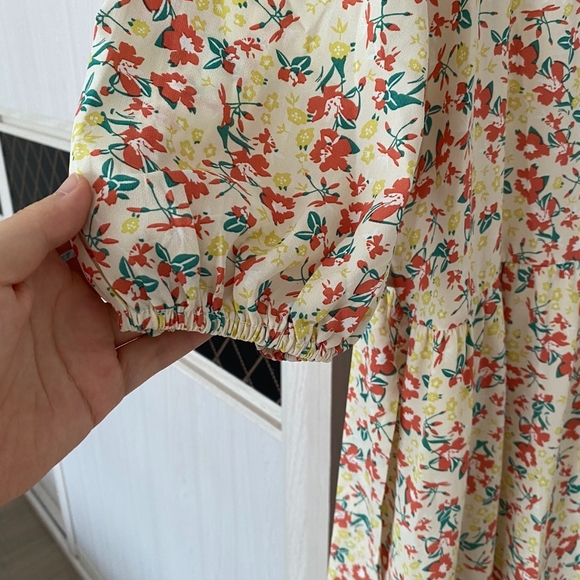 Women's Skirt - Picture 3 of 4